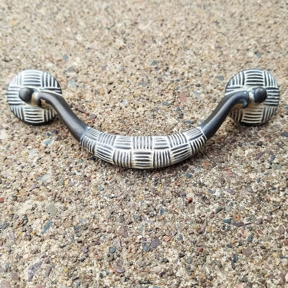 Belwith Hickory 8pc Tapestry 5" Biscayne Bail Drawer Pull Handles PA1423-BYA NEW - Picture 5 of 9